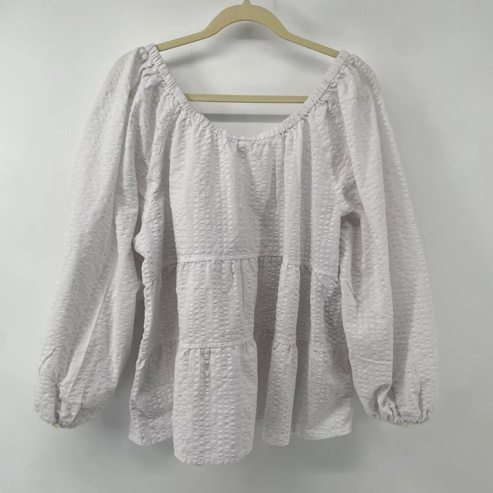 Old Navy Tiered Empire Top Women 2X White Seersucker Puff Sleeve V-Neck Blouse